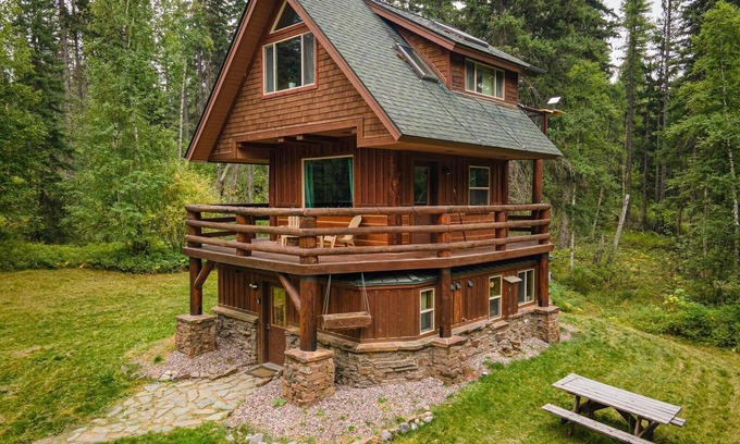 Whitefish House | New! Peaceful forest retreat with access to hiking & biking trails