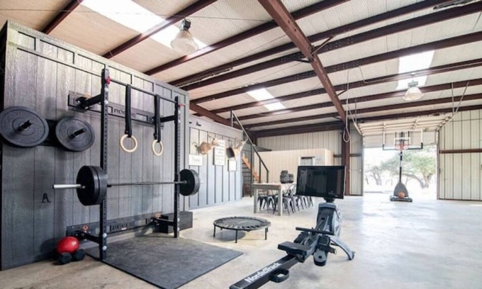 Fredericksburg Other | NEW!!! Peaceful, Healthy, Pet Friendly Farm-stay with Gym!