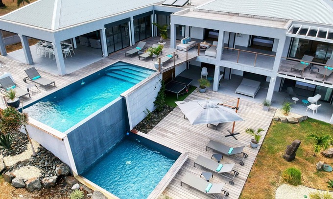 Sainte-Anne Villa | NEW! Prestigious villa with 2 private pools