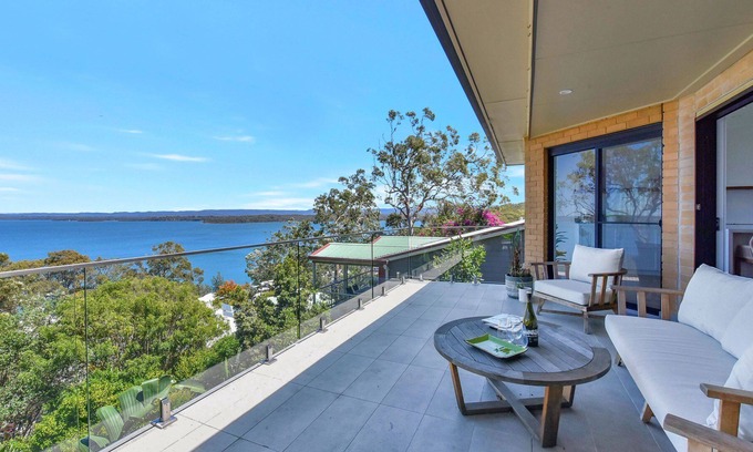 Wangi Wangi House | New Property Lake Breeze Point with Scenic Water Views at Wangi Wangi
