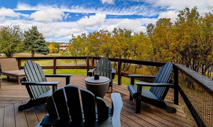 Pagosa Highlands Cabin | New Rental! A/C! Close to Lake Hatcher and miles of hiking trails.