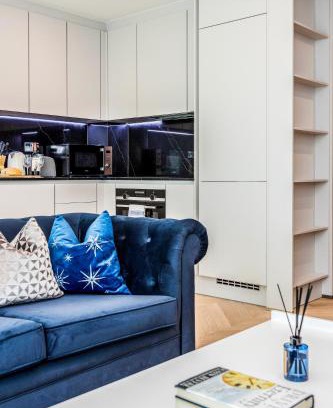 Woolwich Riverside Apartment | New Riverside Apt Easy to tour London
