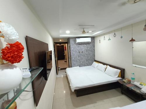 Ujjain Hotel | New SHIPRA TOWER