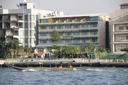 Phra Athit Hotel | New Siam Riverside