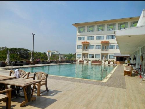 Maha Sarakham Hotel | New Siya Hotel