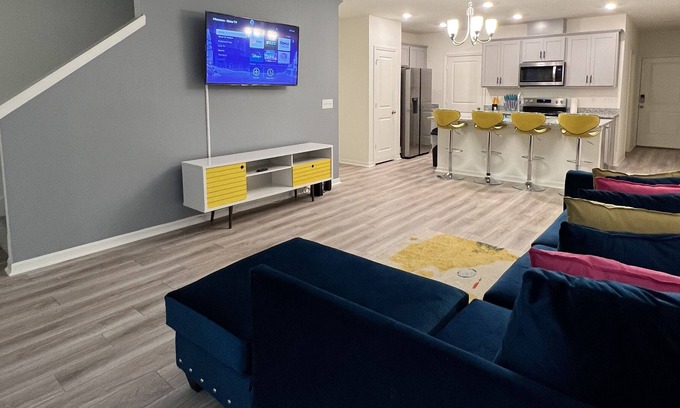 Wellington House | New Stunning Townhouse Near Disney
