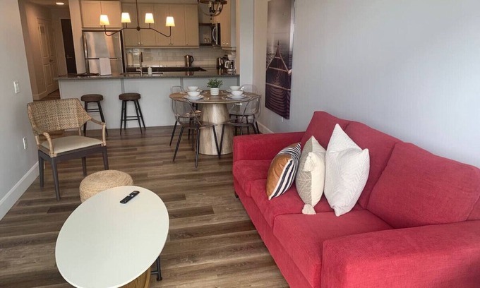 Grand Bend Apartment | New The Carlyle 204 Grand Ben