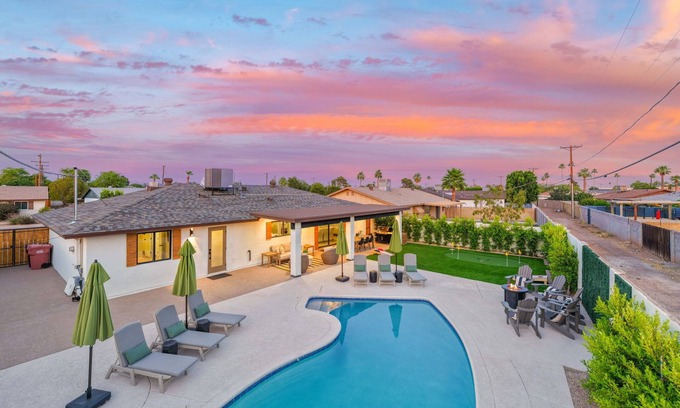 Cox Heights House | NEW|The Hensley on Hubbell | Designer Oasis w/Pool
