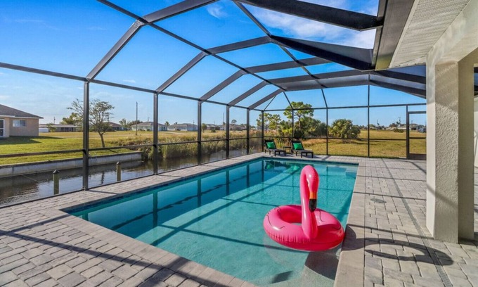 Diplomat House | New W/heated Pool & Pier! Ideal for 2 Families!