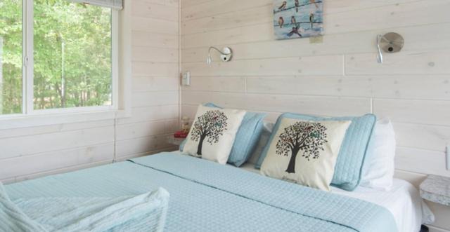Steele Creek House | New Waterfront Cabin on the Large Sundeck #20 cabin