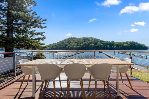 Woy Woy Bay House | New Waterfront Escape with Private Jetty