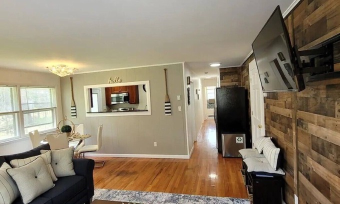White Lake House | *NEW* Woodstock Way Lakeside 9 Min to BethelWoods
