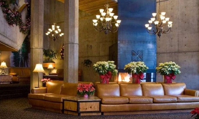 Salt Lake Mountain Resorts Apartment | New Year’s at Iron Blosam Lodge Snowbird! Room 1119: fireplace, kitchen, balcony