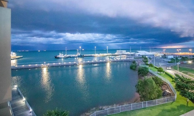 Darwin City Centre Apartment | New Zen at the Waterfront - Luxury Home