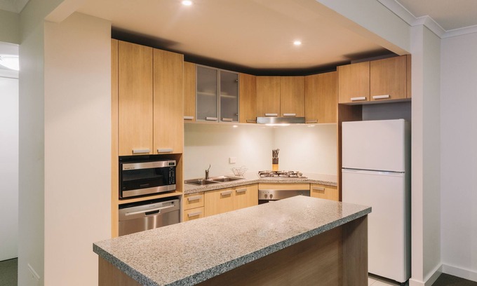 Newcastle West Apartment | Newcastle Central Plaza