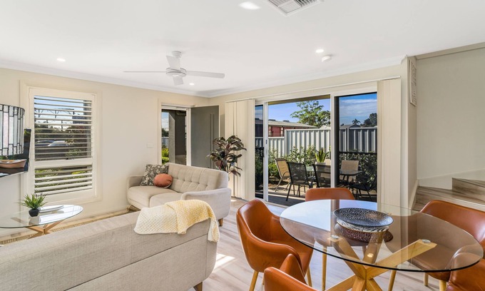 Adamstown Apartment | Newcastle Short Stay Apartments - Adamstown Townhouses