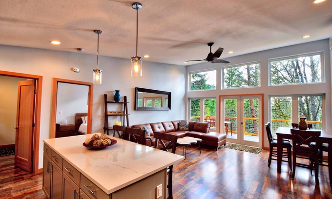 Rosario House | Newer Home - NW Modern w/Hot Tub near Rosario