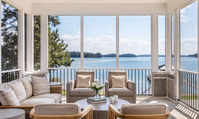 Seneca House | Newer Lake Keowee Cottage - the best luxury rental on the lake