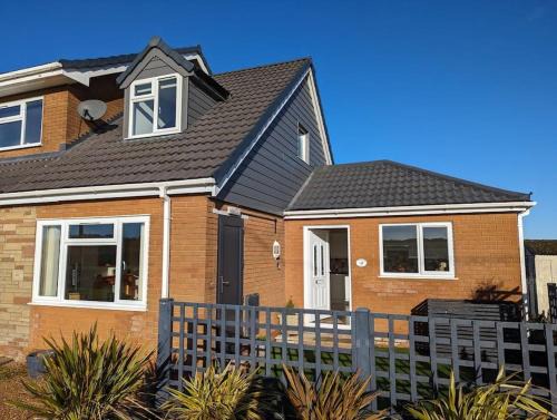 Holme House | Newholme Cottage - Bird Watchers Paradise - Crabpot Cottages Hunstanton