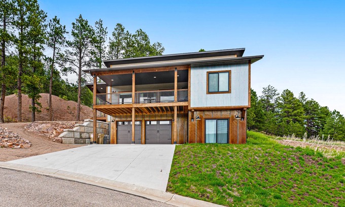 Sturgis House | Newly built 3-story home w/private hot tub, gas grill, gas fireplace, and W/D