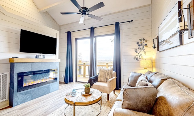 Sevierville Cabin | Newly built cabin overlooking Douglas Lake w/hot tub & free attraction tickets