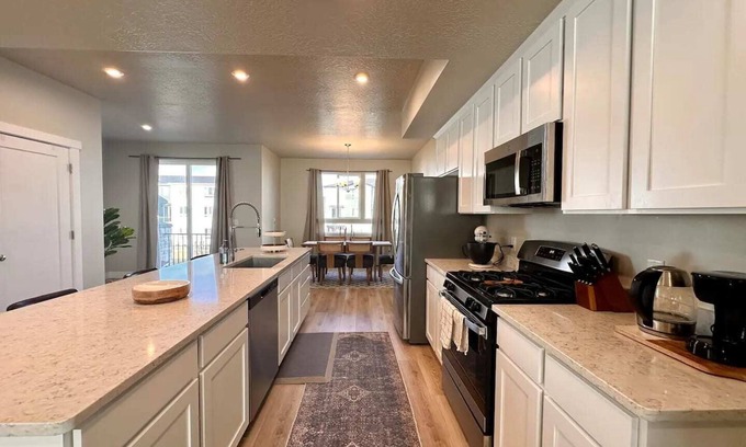 American Fork House | Newly Built Chic Utah Valley Gem l Theo by Stay
