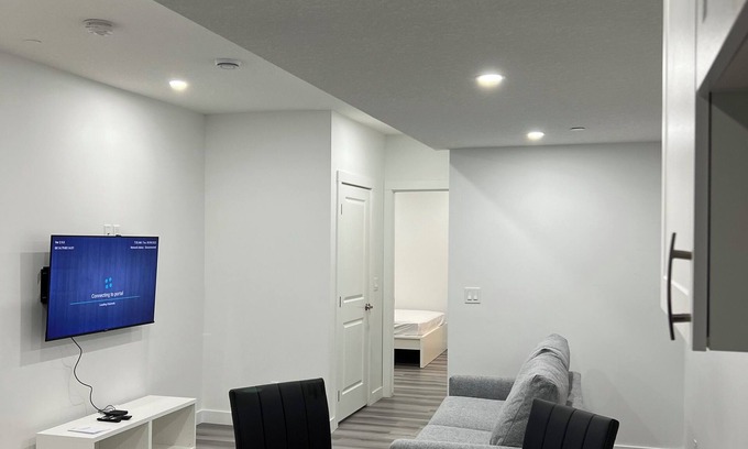 Calgary House | Newly built one bedroom 2 bed