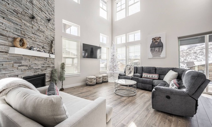 Deer Mountain House | Newly constructed 4 bedroom in Deer Springs.