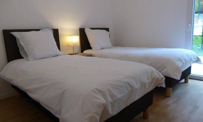 Saint-Cyr-l'Ecole Apartment | Newly furnished and ideally located between Versailles St Quentin en Yvelines