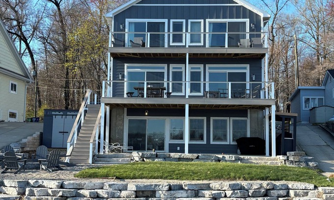 Sister Lakes House | Newly Listed! New Construction - Beautiful Lake House on All Sports Round Lake