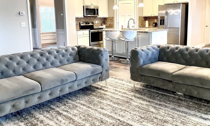 Buford House | NEWLY LISTENED: All New in the heart of Buford, GA