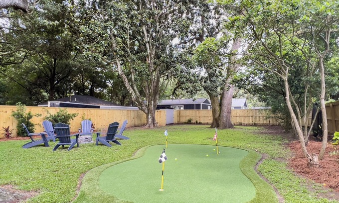 Charleston House | Newly remodeled 3-bedroom house close to downtown Charleston and Folly beach!