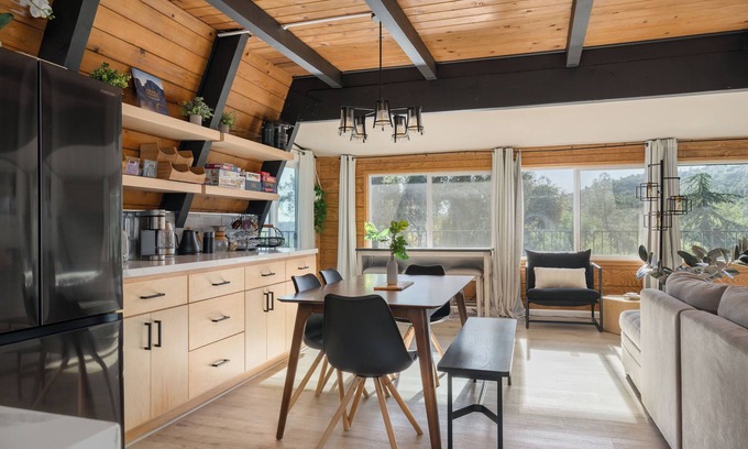 Yosemite Forks Cabin | Newly Remodeled A-Frame Cabin - 20min to Yosemite - Beautiful Mountain Sunsets
