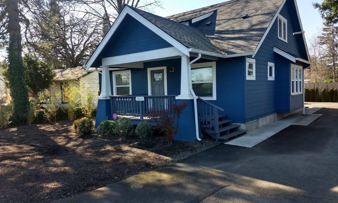 Beaverton House | Newly remodeled Close to downtown and Nike, Check out the pics
