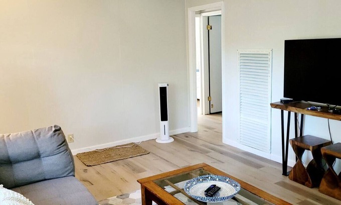 Seneca Falls House | NEWLY Remodeled Cozy Cottage Home