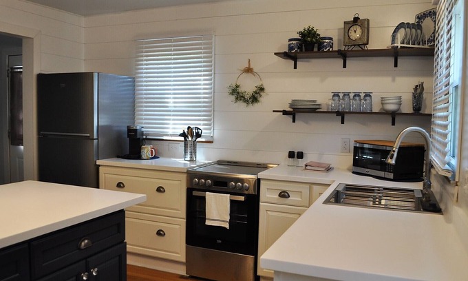 Cooperstown House | Newly Remodeled Executive Style Home with Modern Kitchen