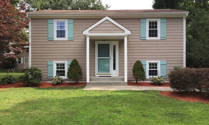 Narragansett House | Newly remodeled home steps from Narrow River