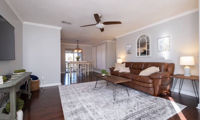 Little Rock House | Newly remodeled house close to Hwy and restaurants