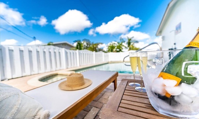 Florida Ridge House | Newly Remodeled Private Pool Home
