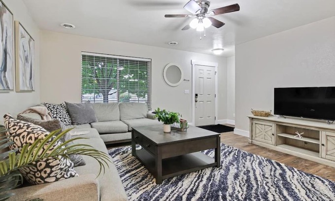 Boise House | Newly Remodeled Private Home in Boise - Meridian