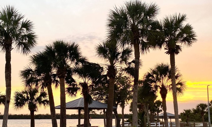 Edgewater House | Newly Remodeled Waterfront Home 1 mile from the Beach!