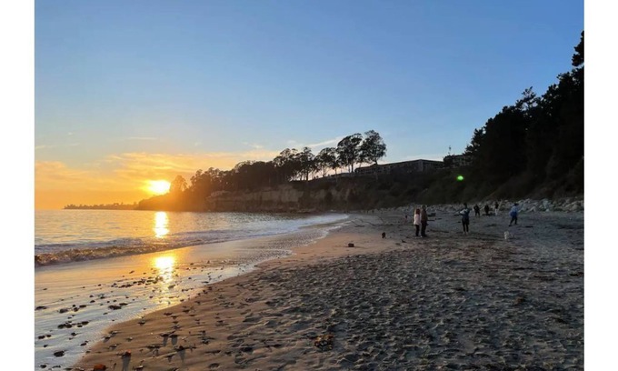 Aptos House | Newly Renovated 3-Bedroom New Brighton Beach Condo