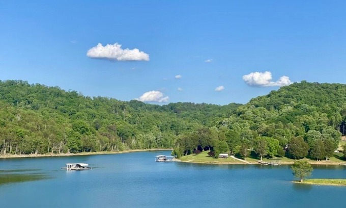 Andersonville Condo | Newly renovated 3 br 2 bath condo on beautiful Norris Lake!