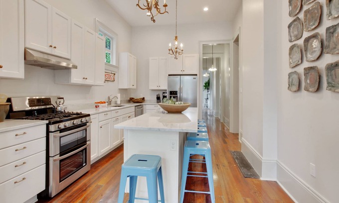 Touro House | Newly renovated 4 Bedroom- Prime Location. Just one block off of Magazine St.