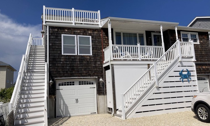 North Beach Haven Cottage | Newly Renovated Cozy Beach Cottage in desirable Brant Beach