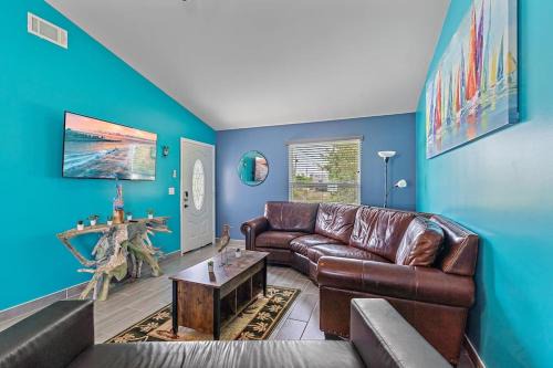 Englewood East Apartment | Newly renovated, cozy 2 bedroom