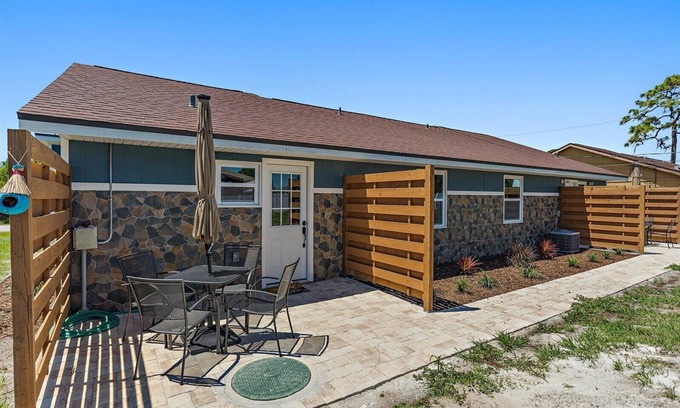 Englewood East House | Newly renovated, cozy 2 bedroom.