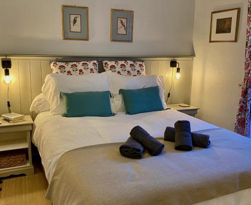 Bagneres-de-Luchon Apartment | Newly Renovated Ground Floor Apartment close to Thermes