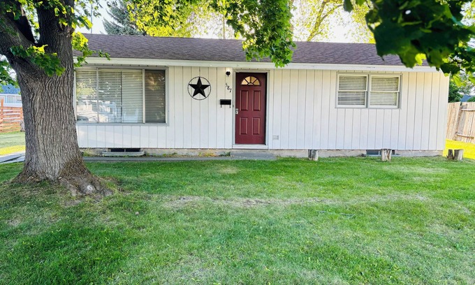 Idaho Falls House | Newly renovated home right in the heart of Idaho Falls.