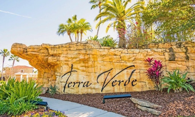 Eagle Pointe South House | Newly renovated home with 4 bedrooms in which 2 are masters and a heated pool
